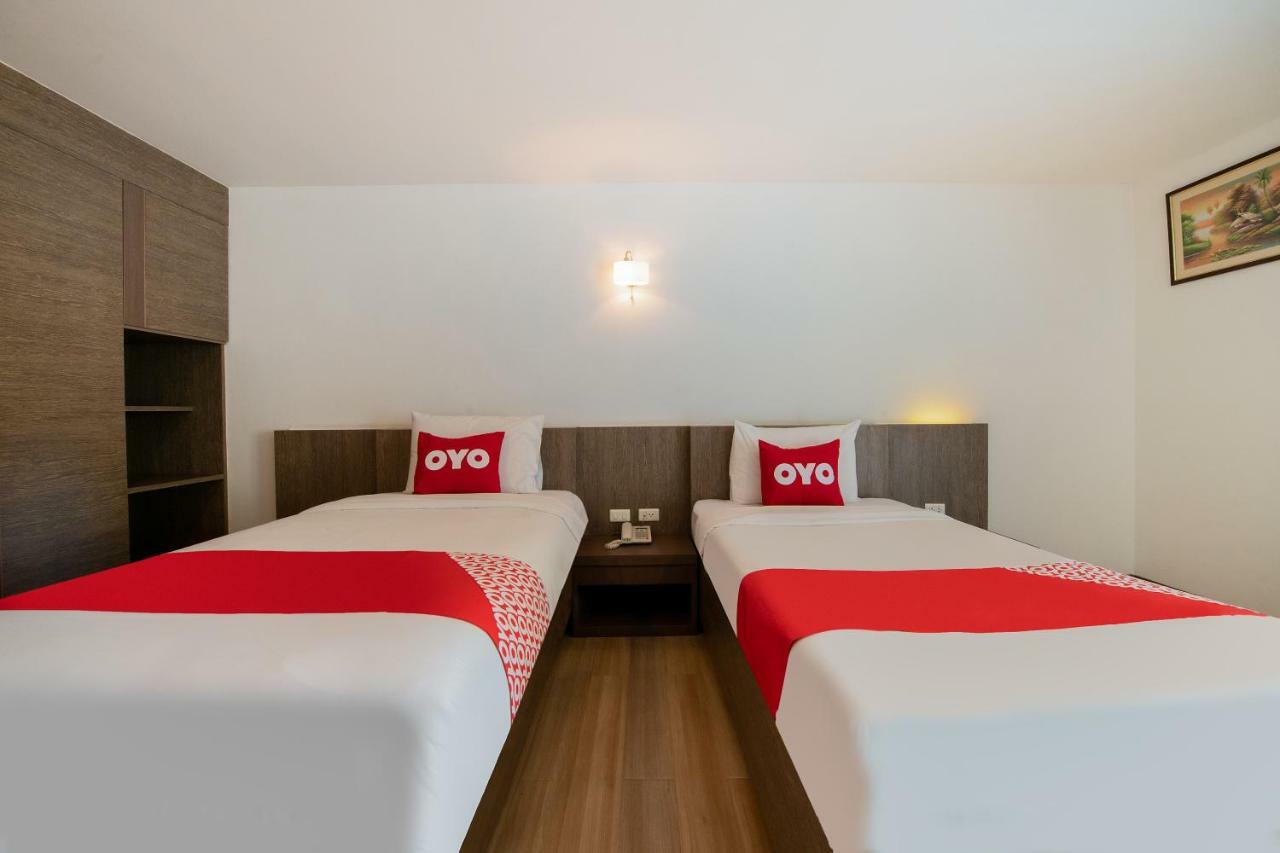 Oyo 257 Sea Paradise Hotel Sattahip Exterior photo