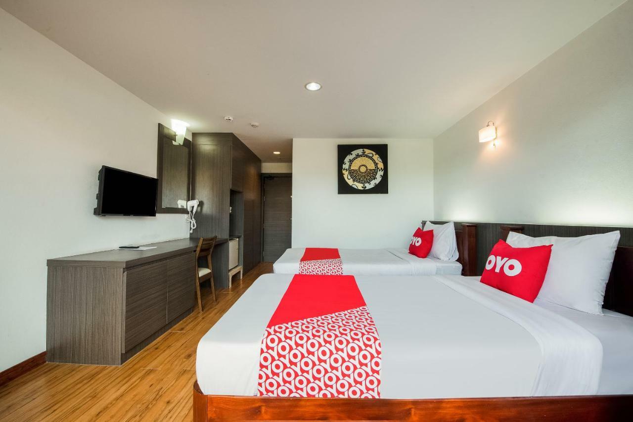 Oyo 257 Sea Paradise Hotel Sattahip Exterior photo